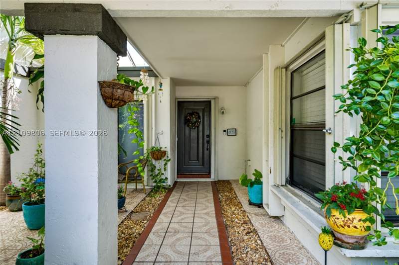 2 bedroom Townhouse at 9123 SW 117th Ct, Shadywood Villas, Miami — photo 5