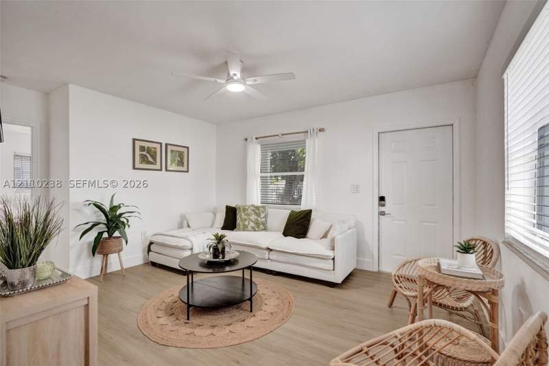 3 bedroom SingleFamilyResidence at 3135 SW 64th Ave, Coral Villas Rev, Miami — photo 5