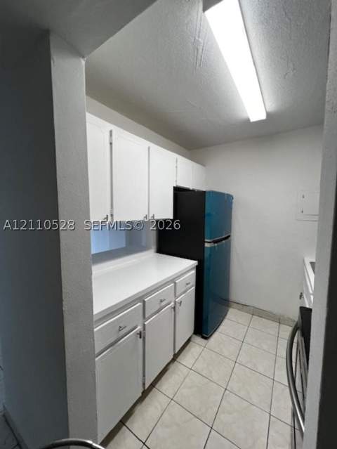 677 SW 9th Ave 205, Miami FL - photo 8 of 27