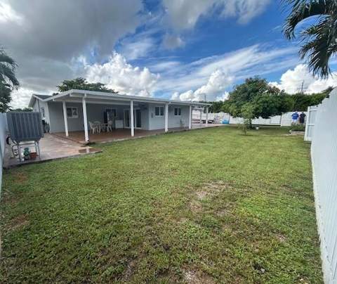 8555 NW 175th Street, Hialeah FL - photo 17 of 19