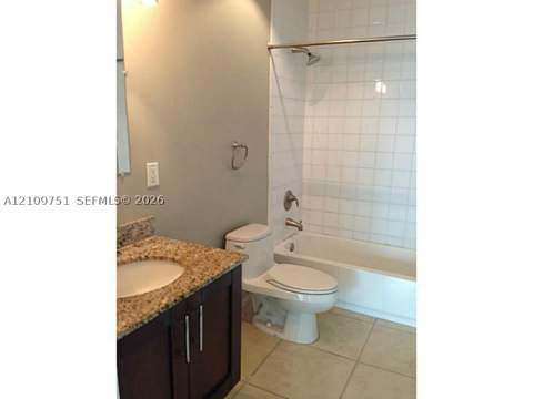 2694 Inagua Ave 405, Miami FL - photo 6 of 8