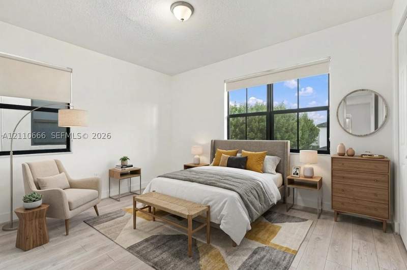 5 bedroom SingleFamilyResidence at 3293 W 98th Pl, Bonterra, Hialeah — photo 5
