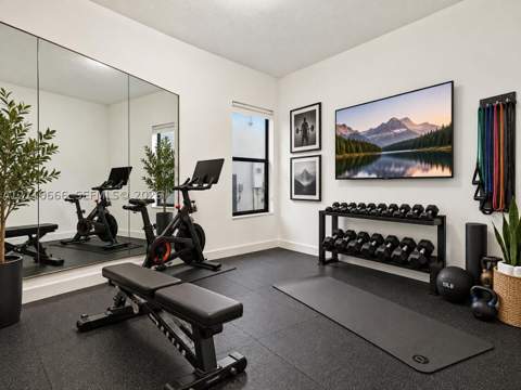 3293 W 98th Pl, Hialeah FL - photo 8 of 49