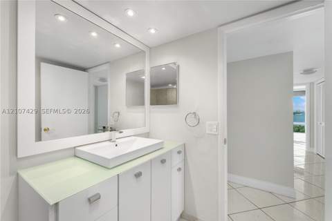 881 Ocean Dr 13H, Key Biscayne FL - photo 12 of 28