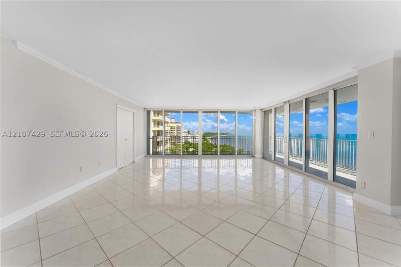 3 bedroom Condominium at 881 Ocean Dr 13H, Casa Del Mar Condo, Key Biscayne — photo 3