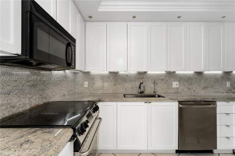 881 Ocean Dr 13H, Key Biscayne FL - photo 8 of 28