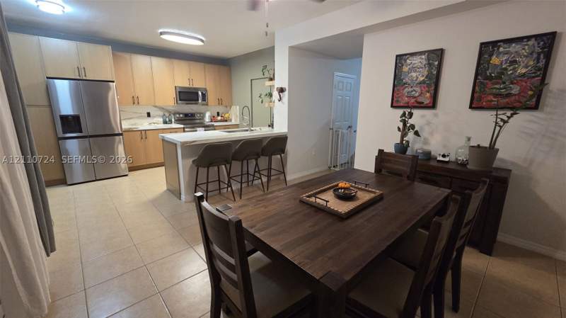 3 bedroom Townhouse at 10846 SW 240th Ln, Bluewaters Subdivision, Homestead — photo 2