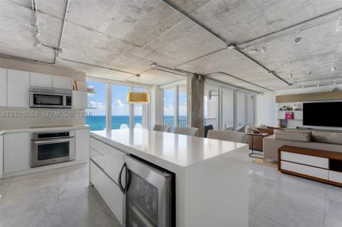881 Ocean Dr 23C, Key Biscayne FL - photo 11 of 27