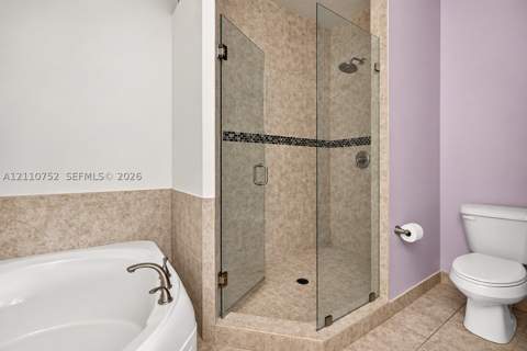 808 NE 191st St, Miami FL - photo 15 of 22