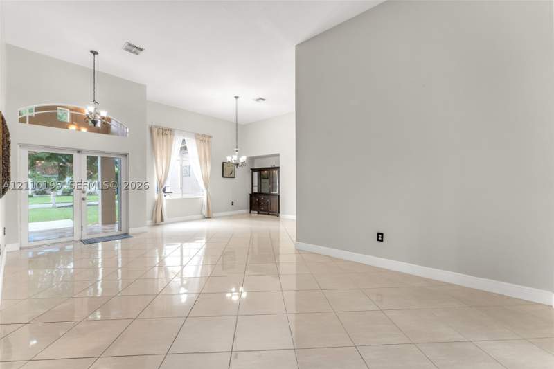 4 bedroom SingleFamilyResidence at 20403 SW 325th St, Emerald Greens Sub, Homestead — photo 5