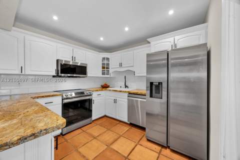 15922 SW 83rd Ct, Palmetto Bay FL - photo 20 of 44