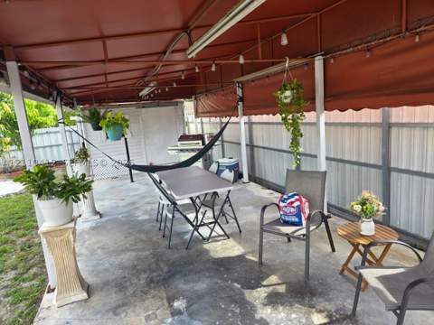 90 E 41st St, Hialeah FL - photo 16 of 19