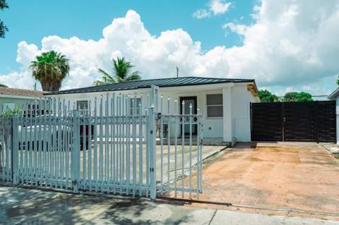 90 E 41st St, Hialeah FL - photo 6 of 19
