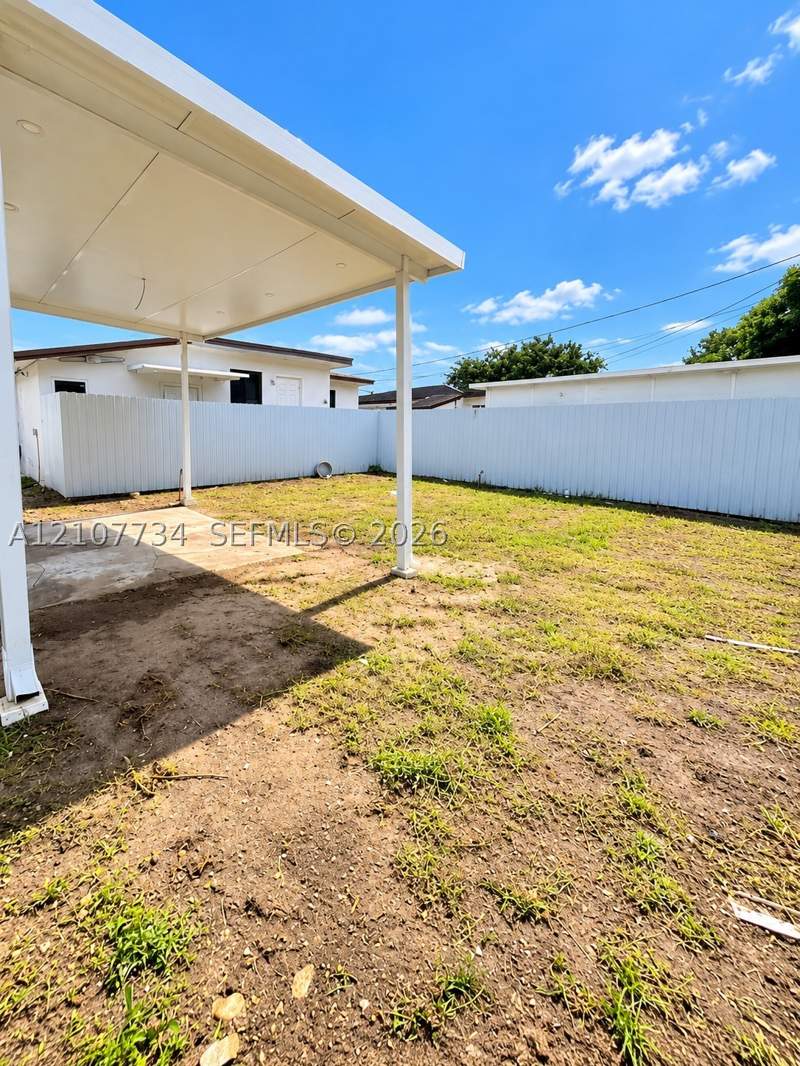 3 bedroom SingleFamilyResidence at 3080 NW 48th Ter, Home Owners Paradise, Miami — photo 4