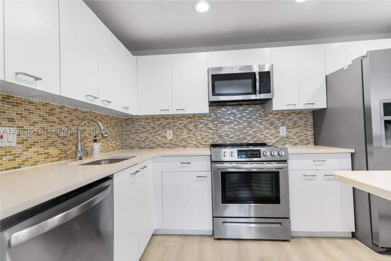 2 bedroom Condominium at 3350 NE 192nd St 4Q-B, Southview At Aventura Con, Aventura — photo 3