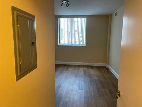 2775 NE 187th Street 621, Aventura FL - photo 11 of 27