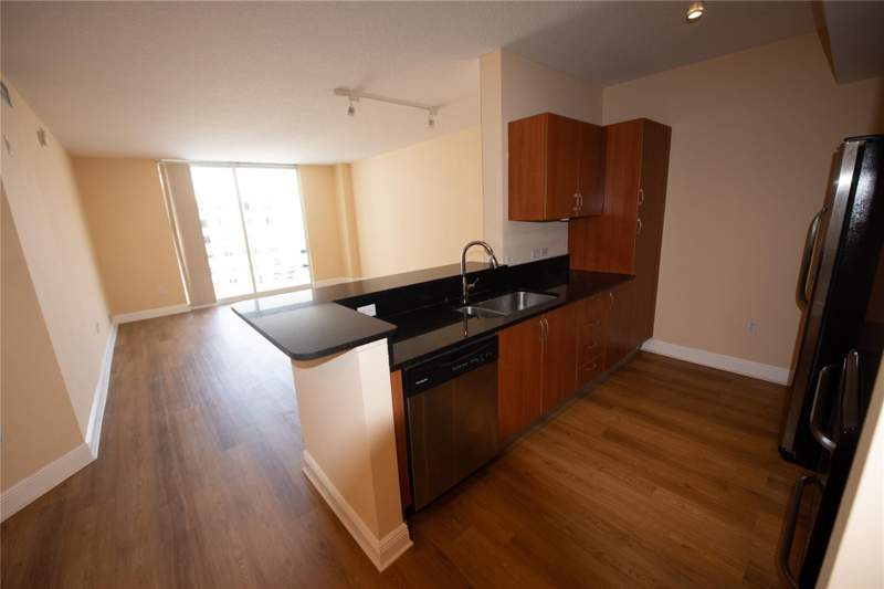 1 bedroom Condominium at 2775 NE 187th Street 621, Venture At Aventura West C, Aventura — photo 2