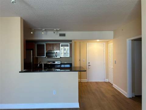 2775 NE 187th Street 621, Aventura FL - photo 6 of 27