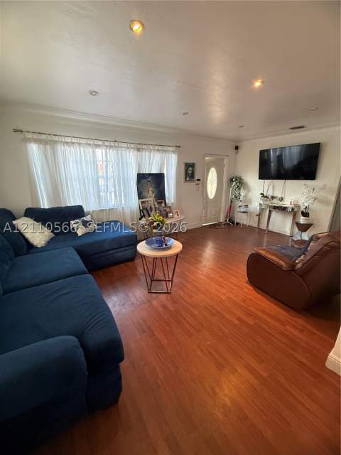 50 E 14th St, Hialeah FL - photo 11 of 23