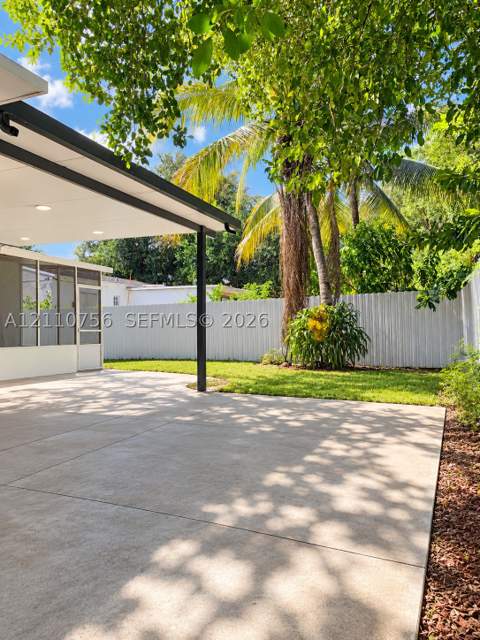 1351 NW 55th Ter, Miami FL - photo 10 of 15