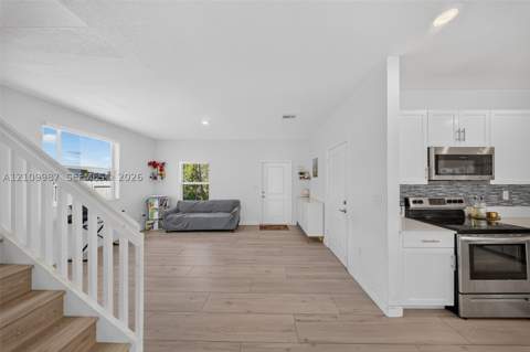12740 SW 214th Ter, Miami FL - photo 8 of 43