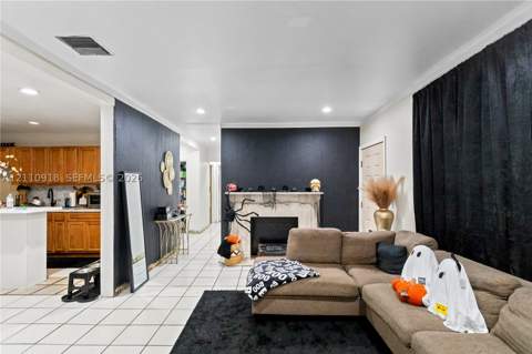 2007 NW 89th St, Miami FL - photo 19 of 41