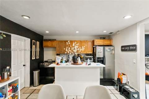 2007 NW 89th St, Miami FL - photo 23 of 41