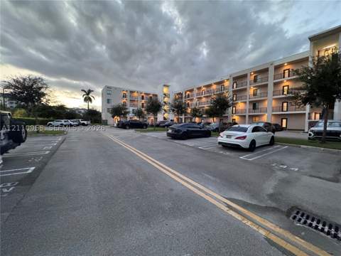4636 NW 84th Ave 35, Doral FL - photo 20 of 21