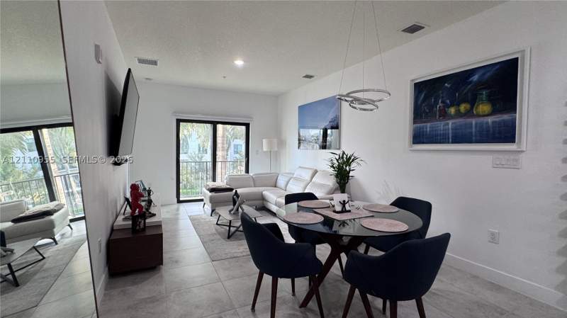 1 bedroom Condominium at 4636 NW 84th Ave 35, White View Subdivision, Doral — photo 4