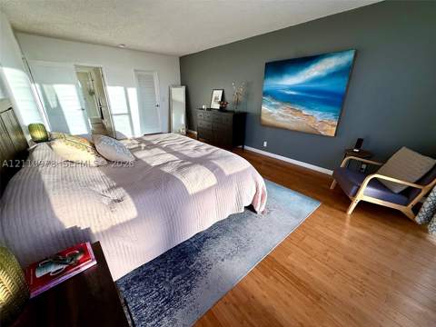900 Bay Dr 225, Miami Beach FL - photo 10 of 42