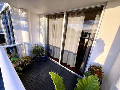 900 Bay Dr 225, Miami Beach FL - photo 22 of 42