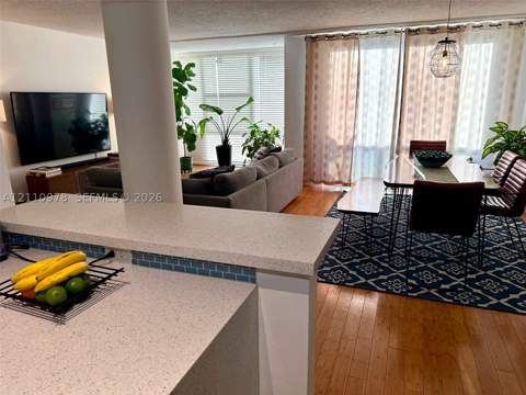900 Bay Dr 225, Miami Beach FL - photo 7 of 42