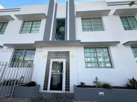 526 15th St 8, Miami Beach FL - photo 13 of 13