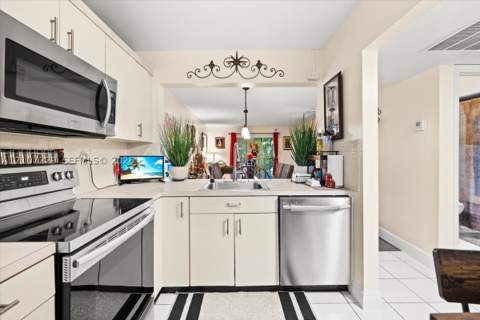 422 NE 210th Cir Ter 205-1, Miami FL - photo 8 of 29