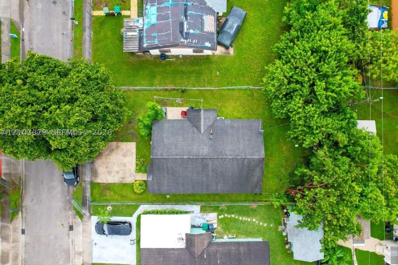 3 bedroom SingleFamilyResidence at 435 NW 15th St, Washington Park, Florida City — photo 5