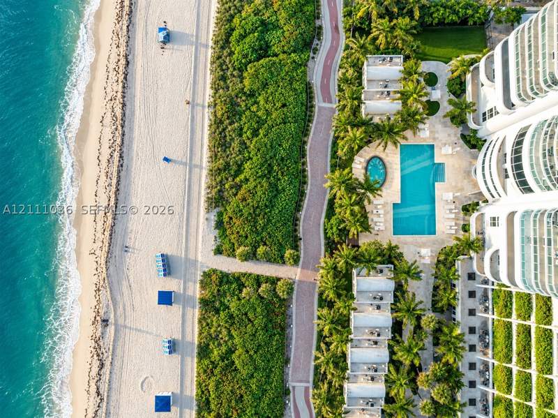 1 bedroom Condominium at 6365 Collins Ave 3811, Akoya Condo, Miami Beach — photo 3