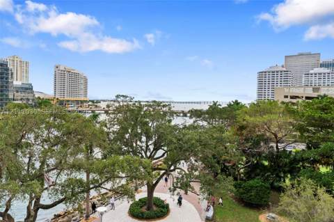 495 Brickell Ave 501, Miami FL - photo 20 of 34