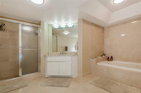 5757 Collins Ave 1005, Miami Beach FL - photo 19 of 55
