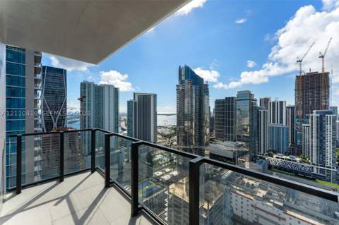 20 NE 11 4208, Miami FL - photo 15 of 24