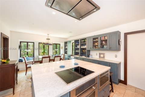 3621 Viscaya Ct, Coral Gables FL - photo 6 of 38
