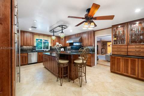 4100 Bay Point Rd, Miami FL - photo 12 of 34