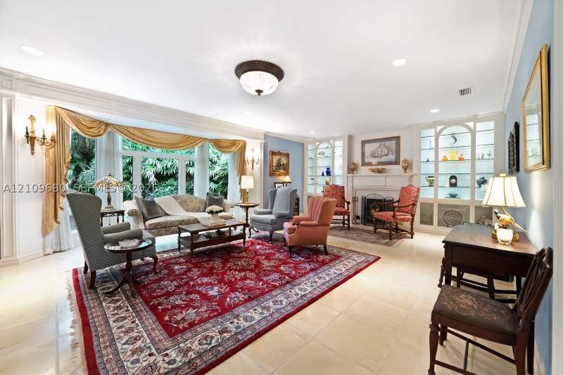 6 bedroom SingleFamilyResidence at 4100 Bay Point Rd, Bay Point, Miami — photo 4