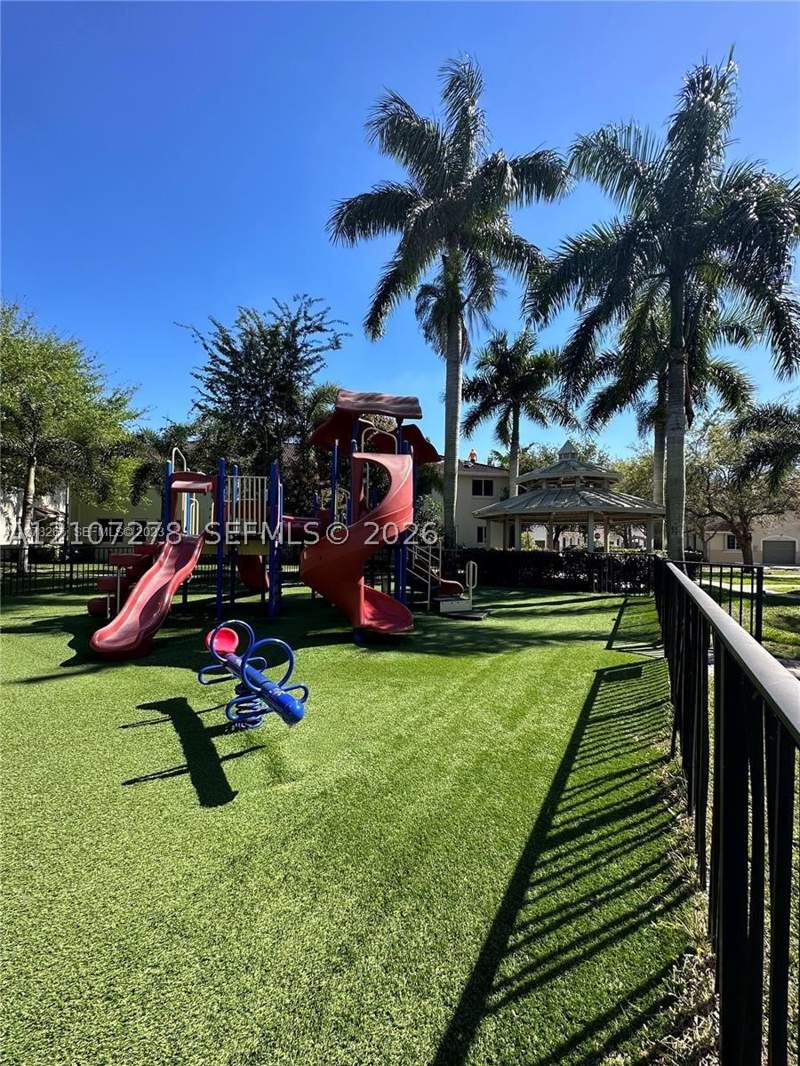 4 bedroom Townhouse at 21107 NW 14th Pl 339, Majorca Isles III Condo, Miami Gardens — photo 3