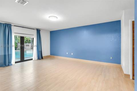 14420 SW 166th Ter, Miami FL - photo 22 of 38