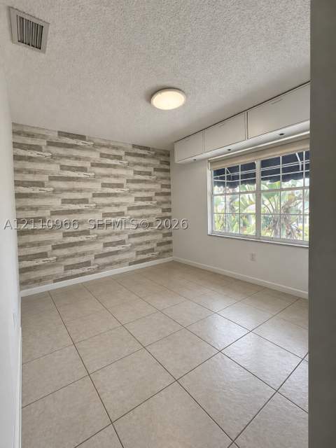 6970 NW 173rd Dr 2102, Hialeah FL - photo 9 of 11