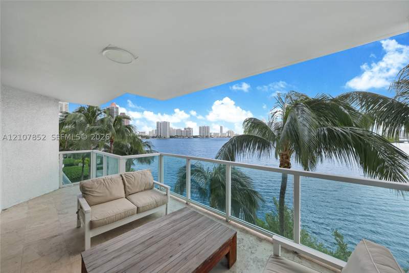 4 bedroom Condominium at 3201 NE 183rd St 301, The Peninsula Condo, Aventura — photo 2