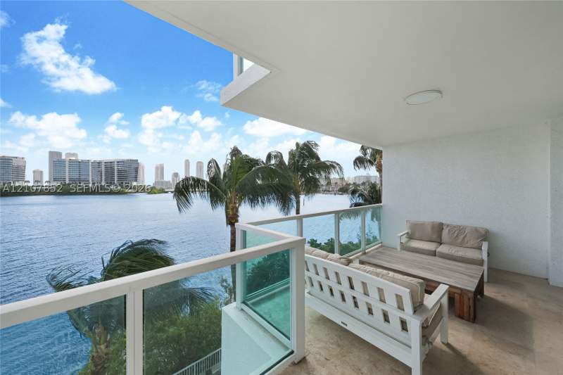 4 bedroom Condominium at 3201 NE 183rd St 301, The Peninsula Condo, Aventura — photo 3