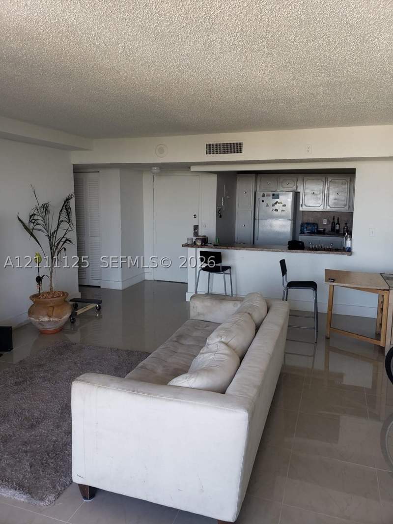 2 bedroom Condominium at 13499 Biscayne Blvd 1005, Sailboat Cay Condo, North Miami — photo 4