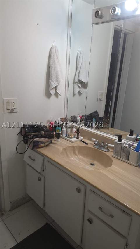 13499 Biscayne Blvd 1005, North Miami FL - photo 7 of 18