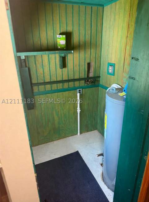 12150 SW 213th Ter, Miami FL - photo 8 of 10